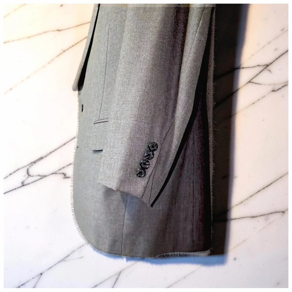 Tom James Royal Classic Gray Suit | 2-Piece | Hand Tailored | Executive Business